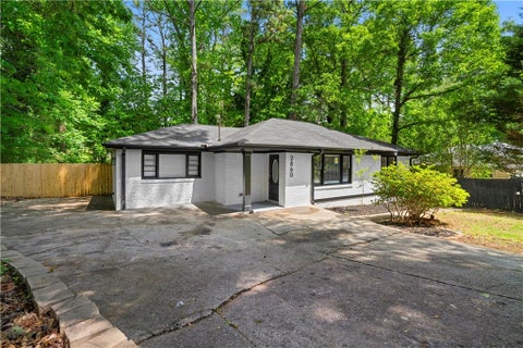 Homes For Sale - 2860 Reveille Circle<br/> Dekalb County, Atlanta, GA 30316