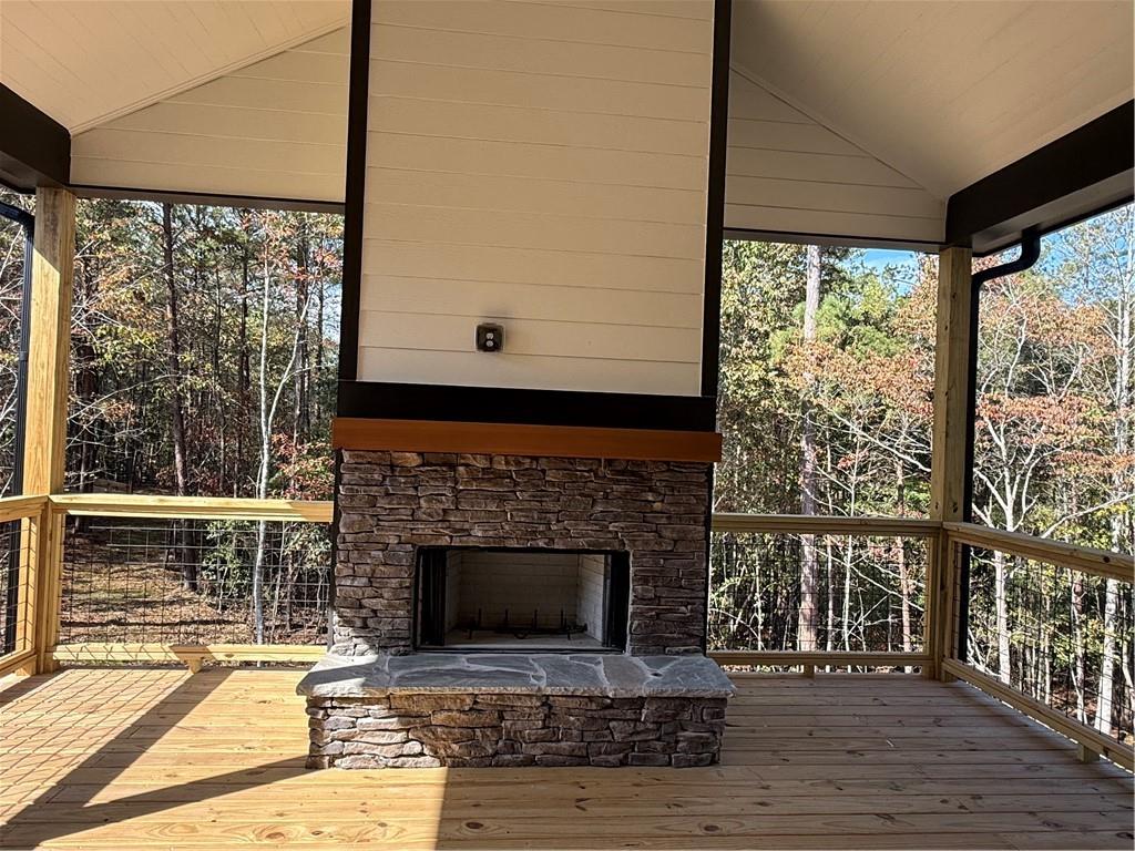 Hawks Crest - Residential