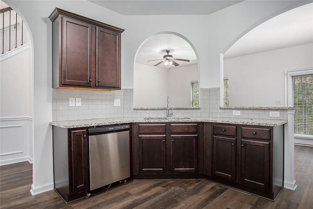 3095 Bonnes Drive, Lithonia, Georgia image 6