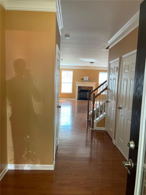 212 BELLECLIFF Court