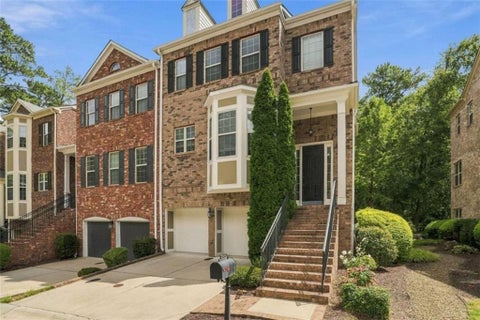 Townhouse For Sale - 1875 Cedar Glenn Way<br/> Atlanta, GA 30339