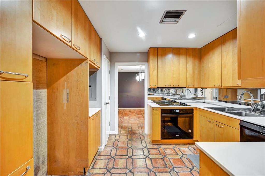 147 15th Street NE 15D