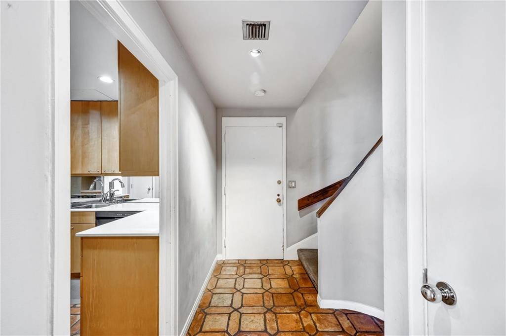 147 15th Street NE 15D