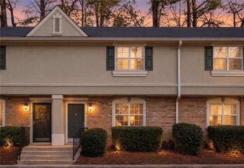 Photo of 6900 Roswell Road #L4, Sandy Springs, GA 30328 (MLS # 7832588)