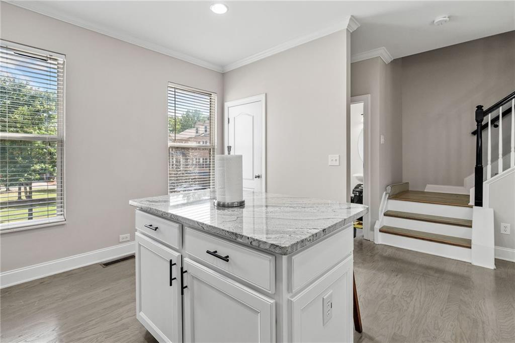 286 Blue Pointe Court