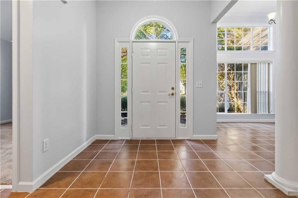 393 Victoria Lane