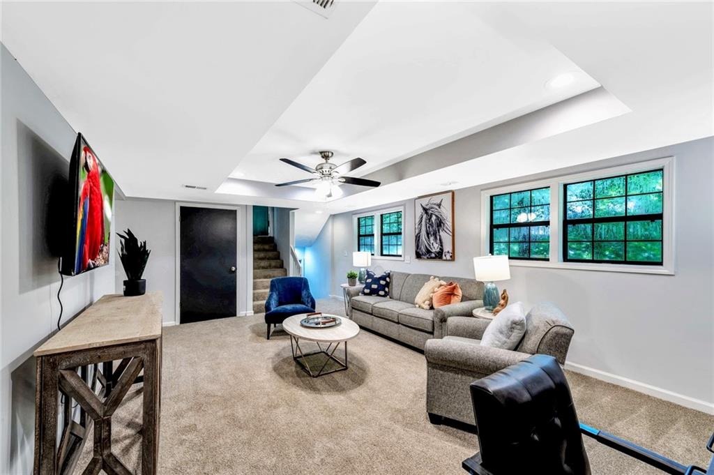 Spring Wood - Residential Lease