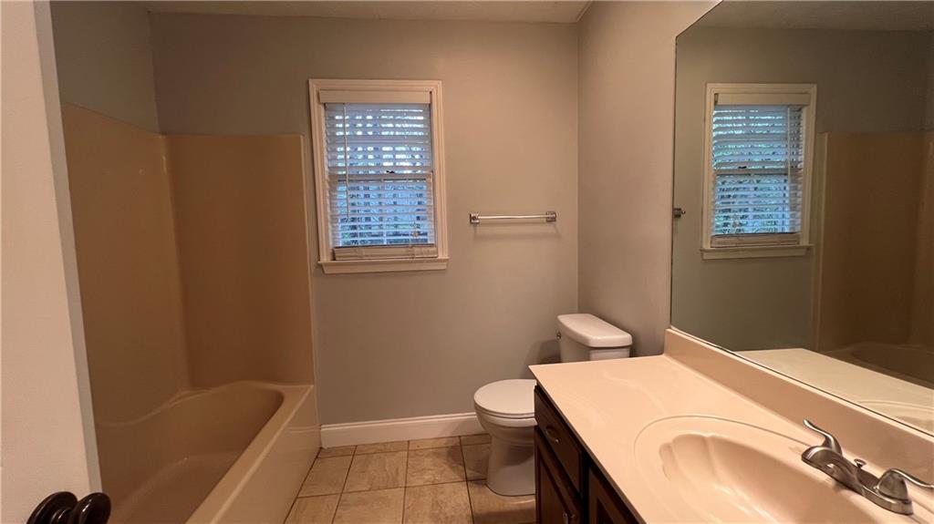 965 Meadowsong Circle, Lawrenceville, Georgia image 29