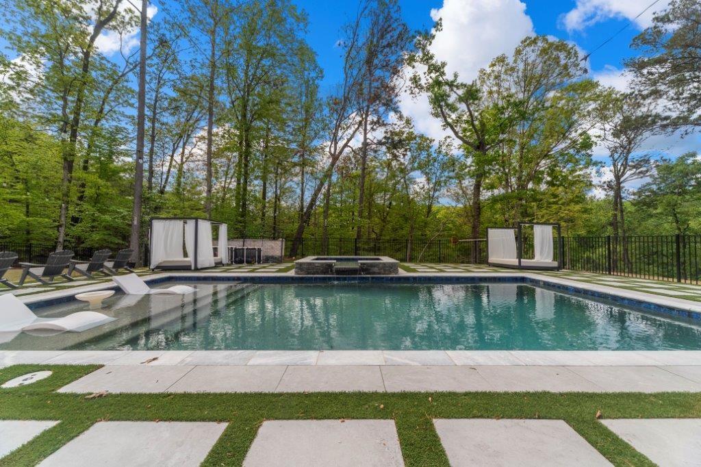 303 Traditions Court, Alpharetta, Georgia image 44