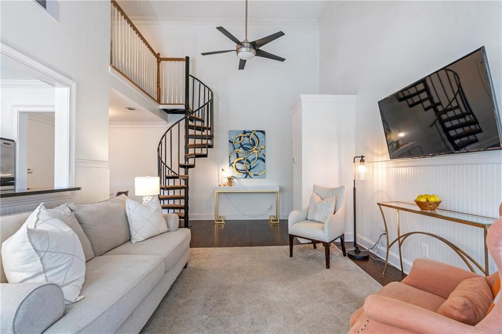 35 Sheridan Drive NE 12