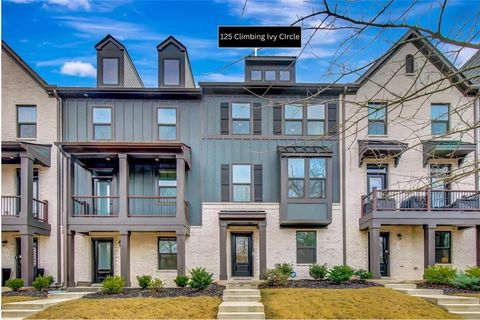Townhouse For Sale - 125 Climbing Ivy Circle<br/> Fayette County, Fayetteville, GA 30214