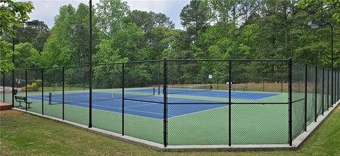 A home in Dacula