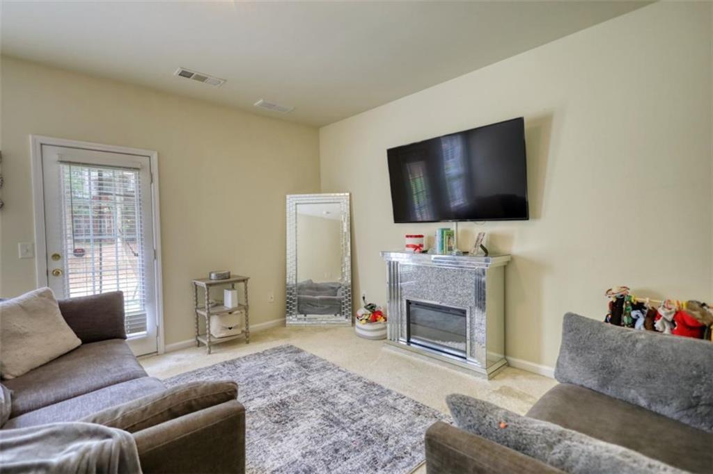 2160 Dillard Crossing, Tucker, Georgia image 31