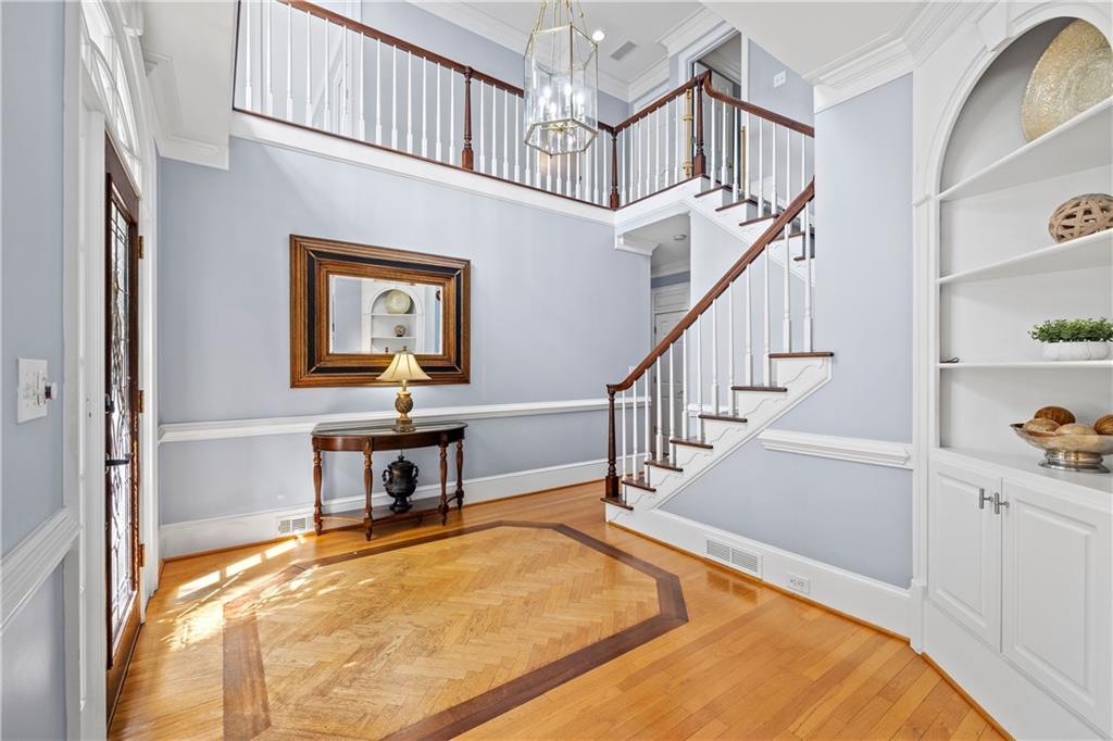 5350 Dunwoody Club Creek