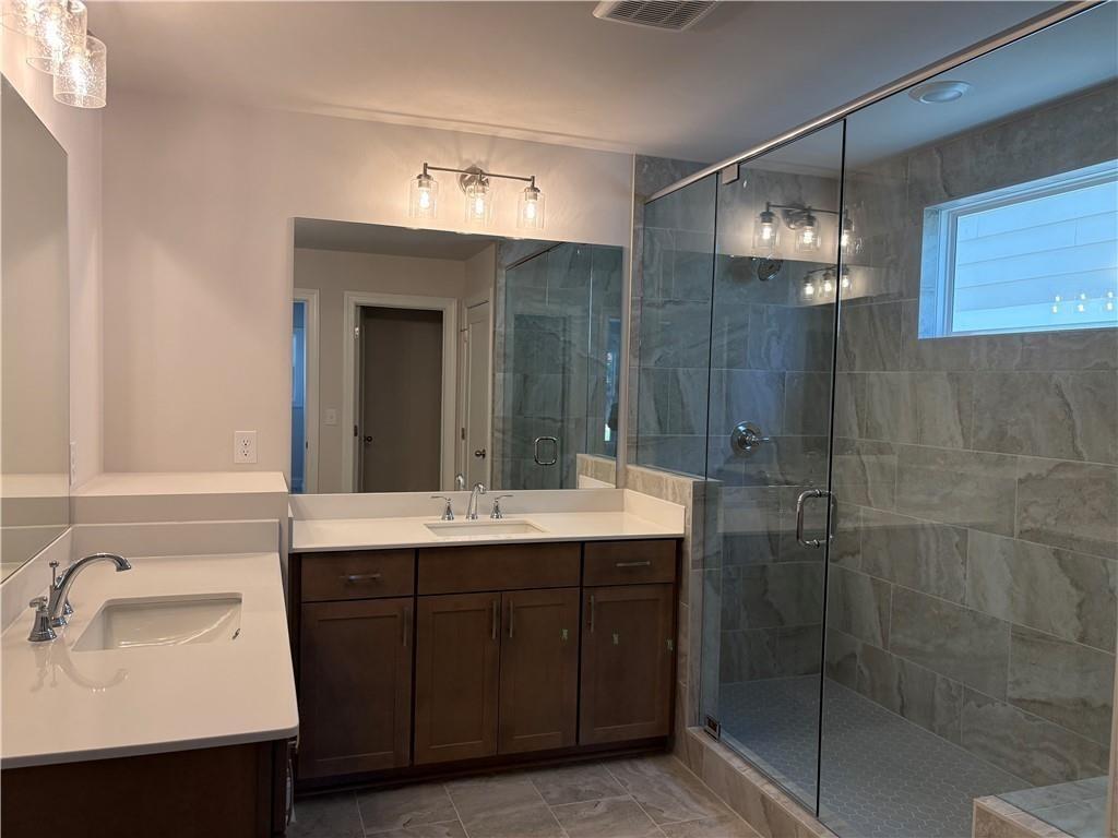 939 Crestmanor Drive