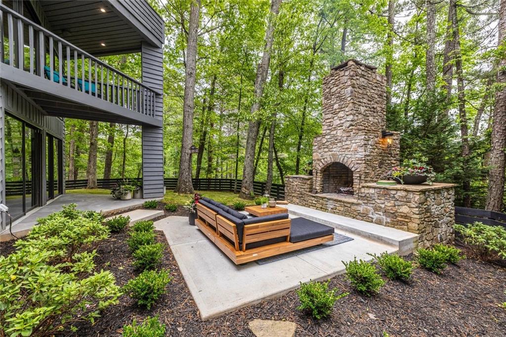 4052 Loch Highland Pass, Roswell, Georgia image 18