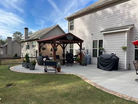 A home in Powder Springs