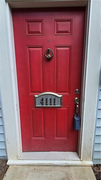 4111 N Gloucester Place 4111