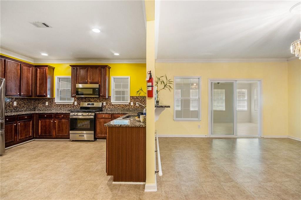 4312 Defoors Farm Trail, Powder Springs, Georgia image 9