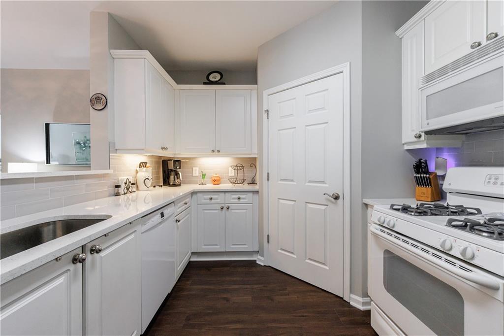 3150 Woodwalk Drive SE 2204