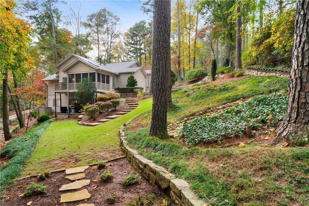 5525 Whitner Drive, Sandy Springs, Georgia image 49