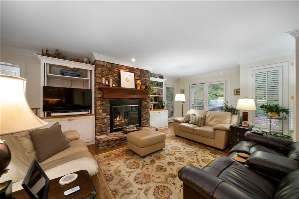 5525 Whitner Drive, Sandy Springs, Georgia image 18