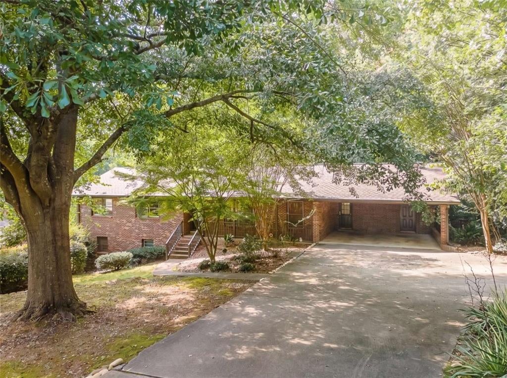 759 Riverhill Drive