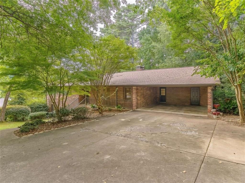 759 Riverhill Drive