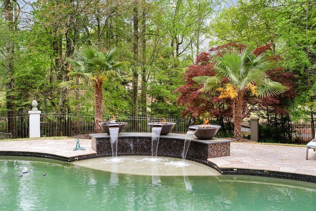 6092 Carlisle Lane, Alpharetta, Georgia image 8