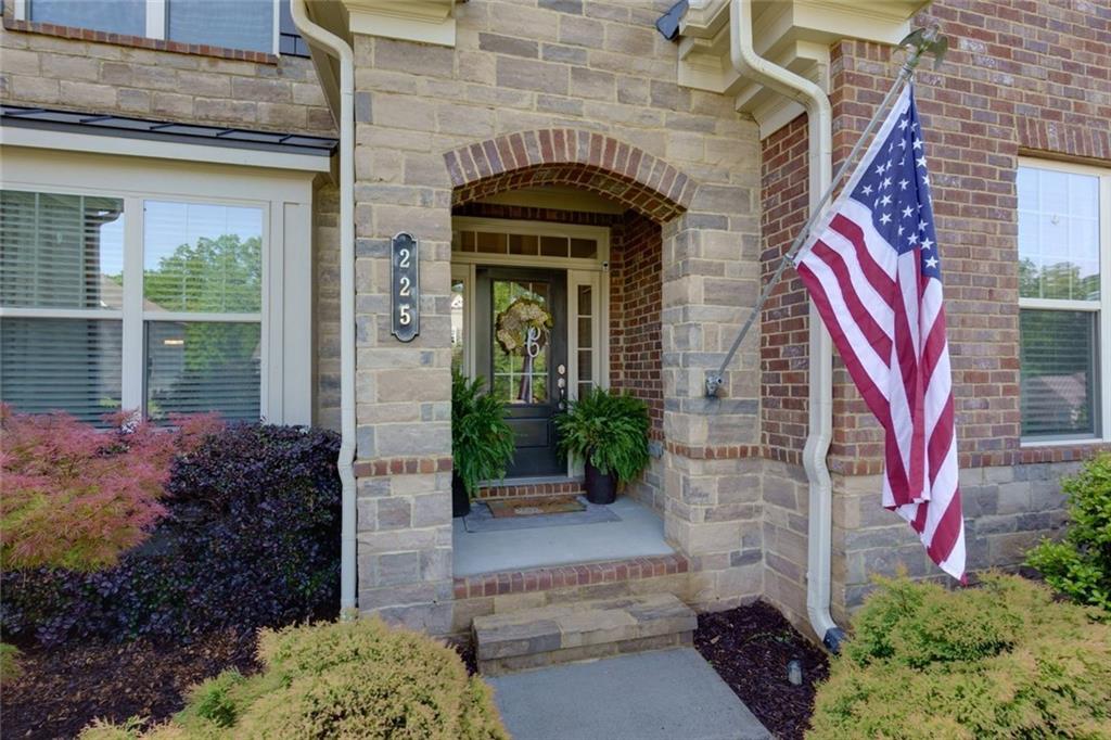 225 Sundance Drive