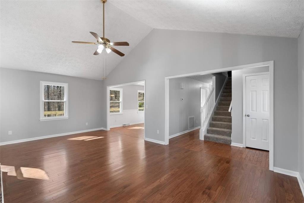 11 Ridgeview Drive SE