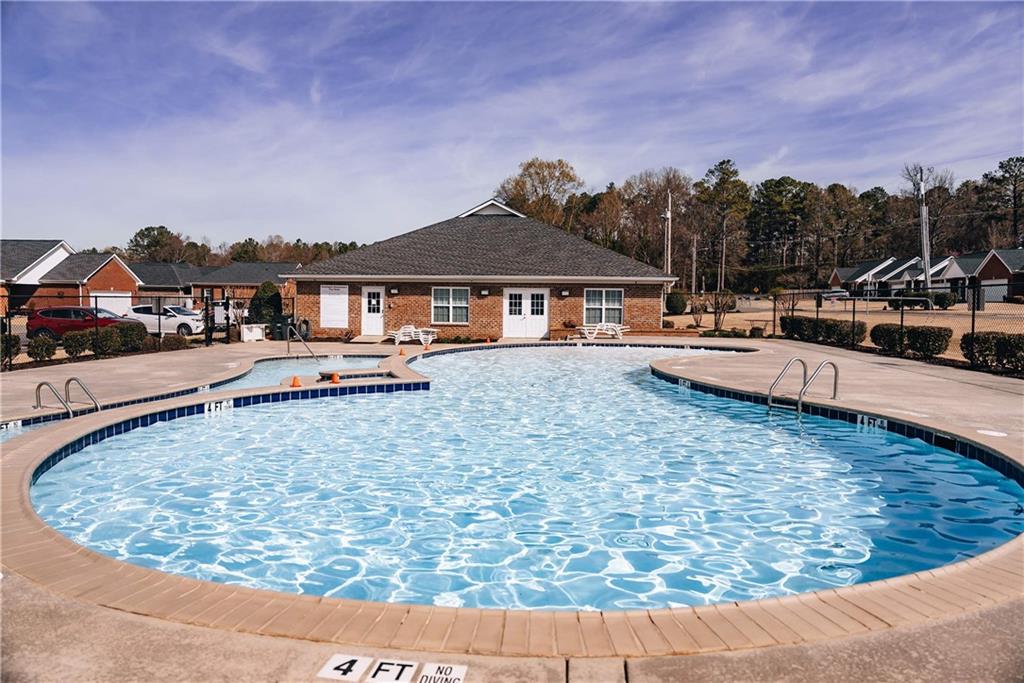 106 kensington dr