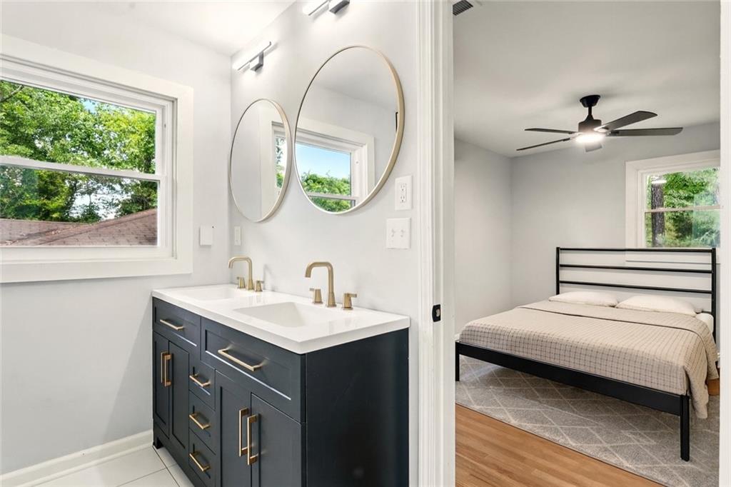163 Oakcliff Court