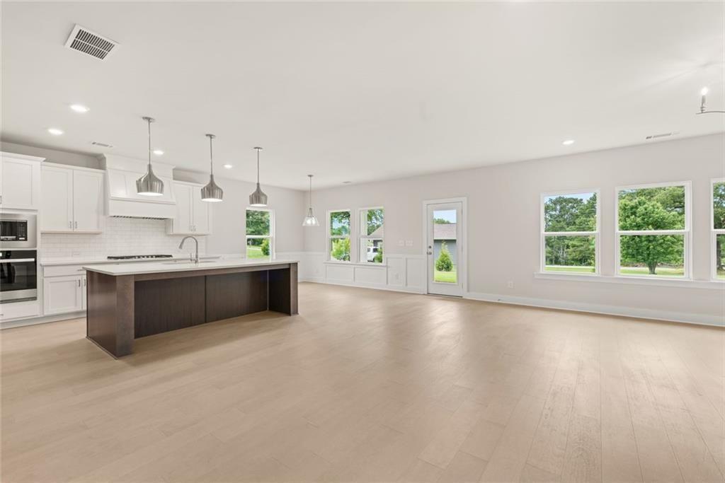 8315 Creekside Overlook Drive