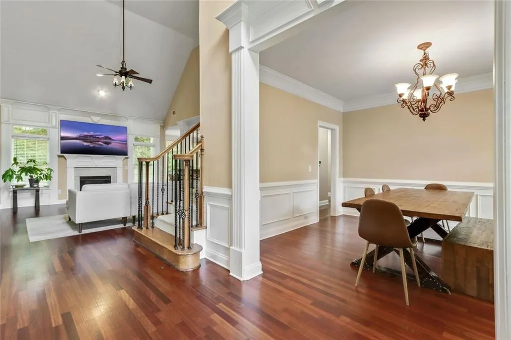 Atlanta, Georgia 30331, United States, 5 Bedrooms Bedrooms, ,4 BathroomsBathrooms,Residential,Active,174517