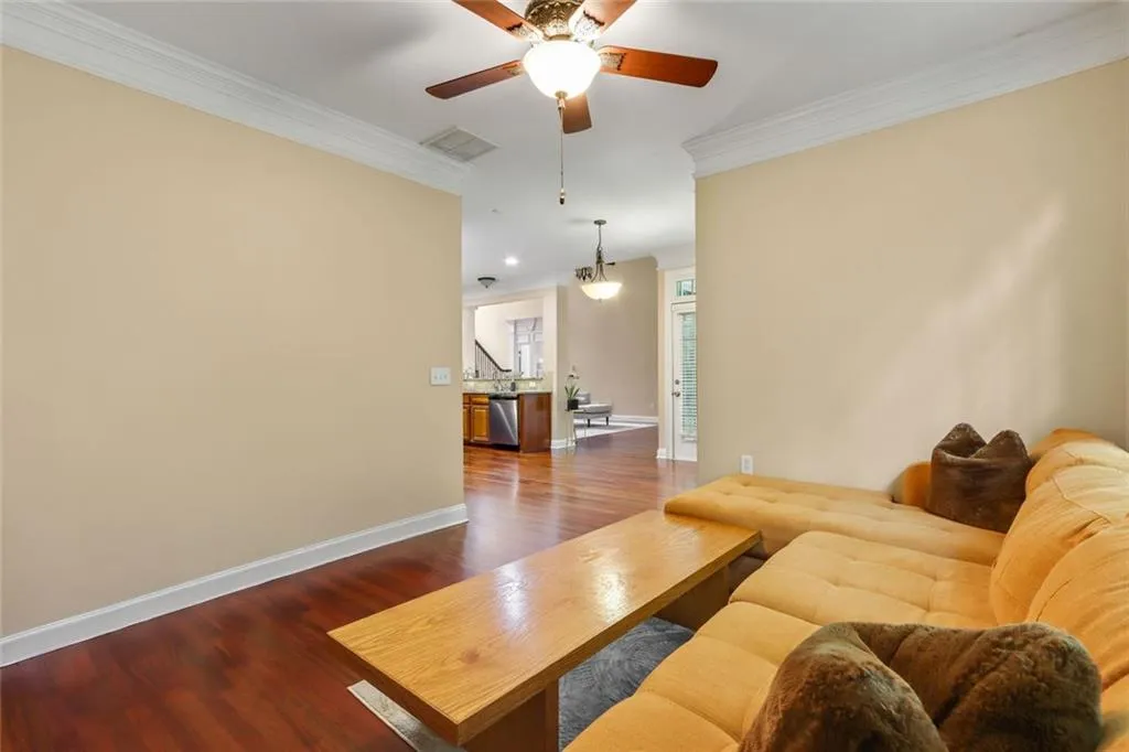 Atlanta, Georgia 30331, United States, 5 Bedrooms Bedrooms, ,4 BathroomsBathrooms,Residential,Active,174517