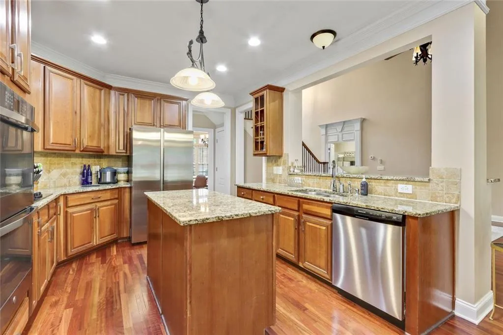 Atlanta, Georgia 30331, United States, 5 Bedrooms Bedrooms, ,4 BathroomsBathrooms,Residential,Active,174517