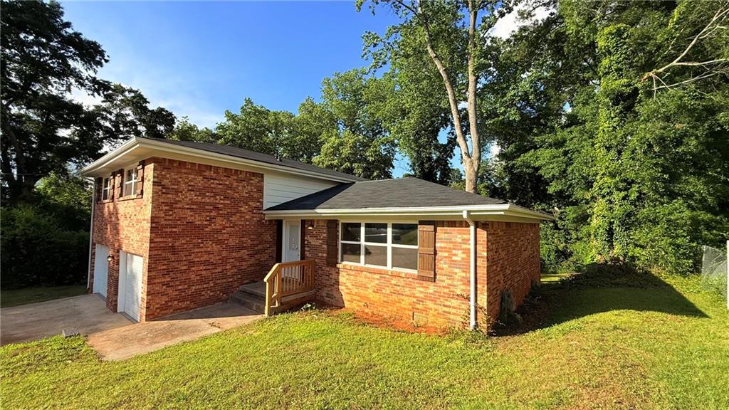2390 Tiffany Place