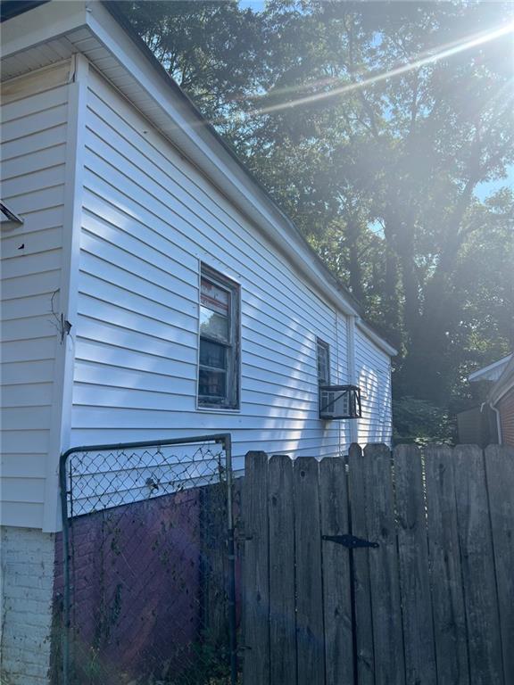 1052 Fern Avenue