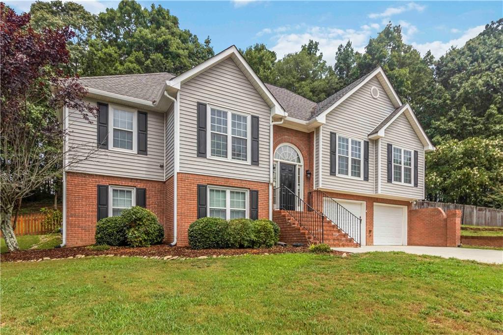 556 Wine Cluster Court