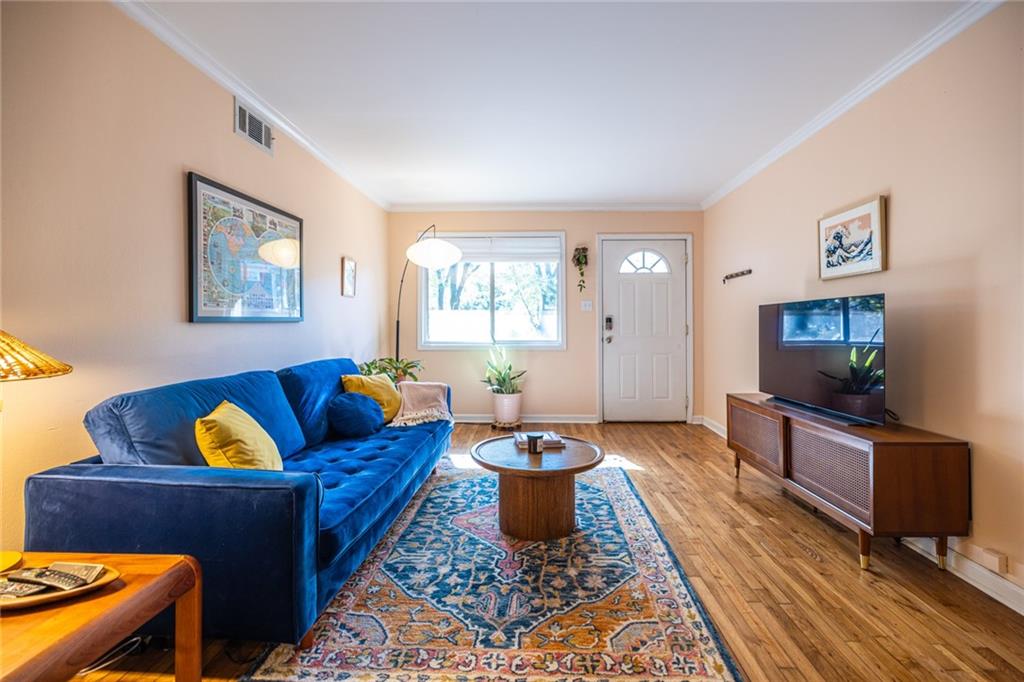 520 Park Avenue SE 9