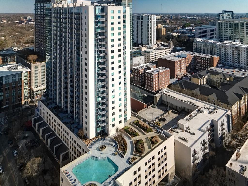 860 Peachtree Street NE 917