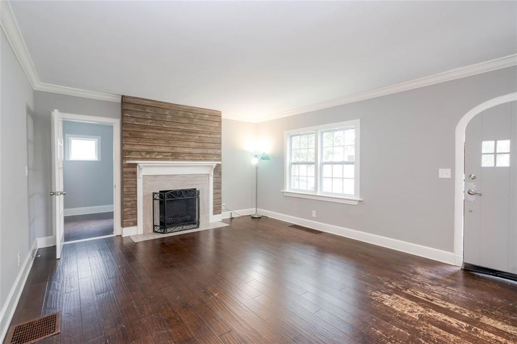 2607 Jefferson Terrace