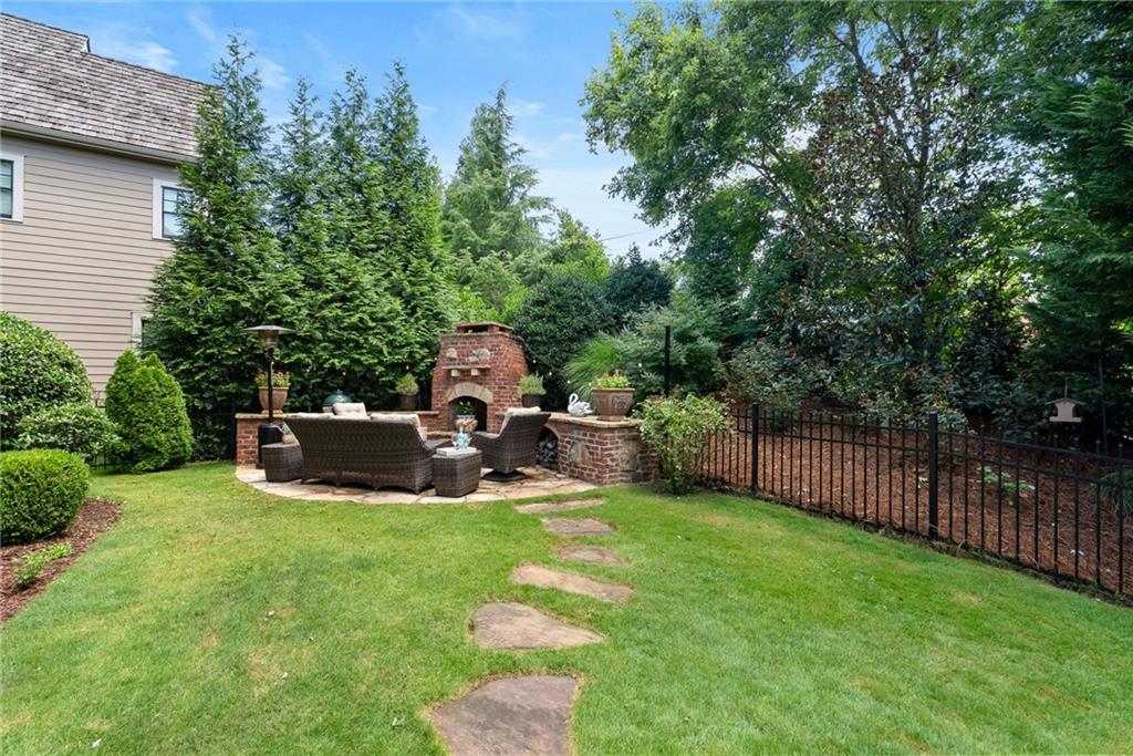 7240 Samples Field Road