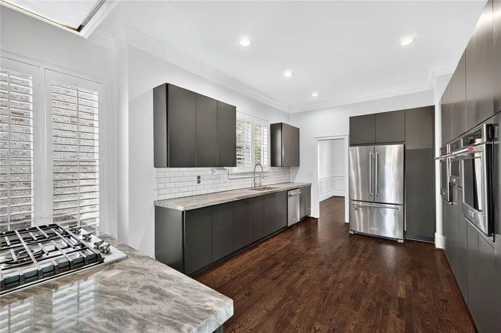 Decatur, Georgia 30033, United States, 5 Bedrooms Bedrooms, ,5 BathroomsBathrooms,Residential,Coming Soon,237747