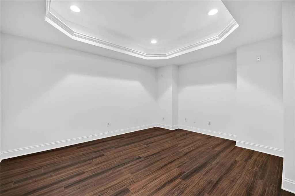 Decatur, Georgia 30033, United States, 5 Bedrooms Bedrooms, ,5 BathroomsBathrooms,Residential,Coming Soon,237747