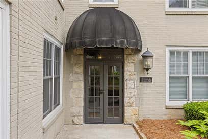 30 Collier Road 8 Atlanta GA 30309