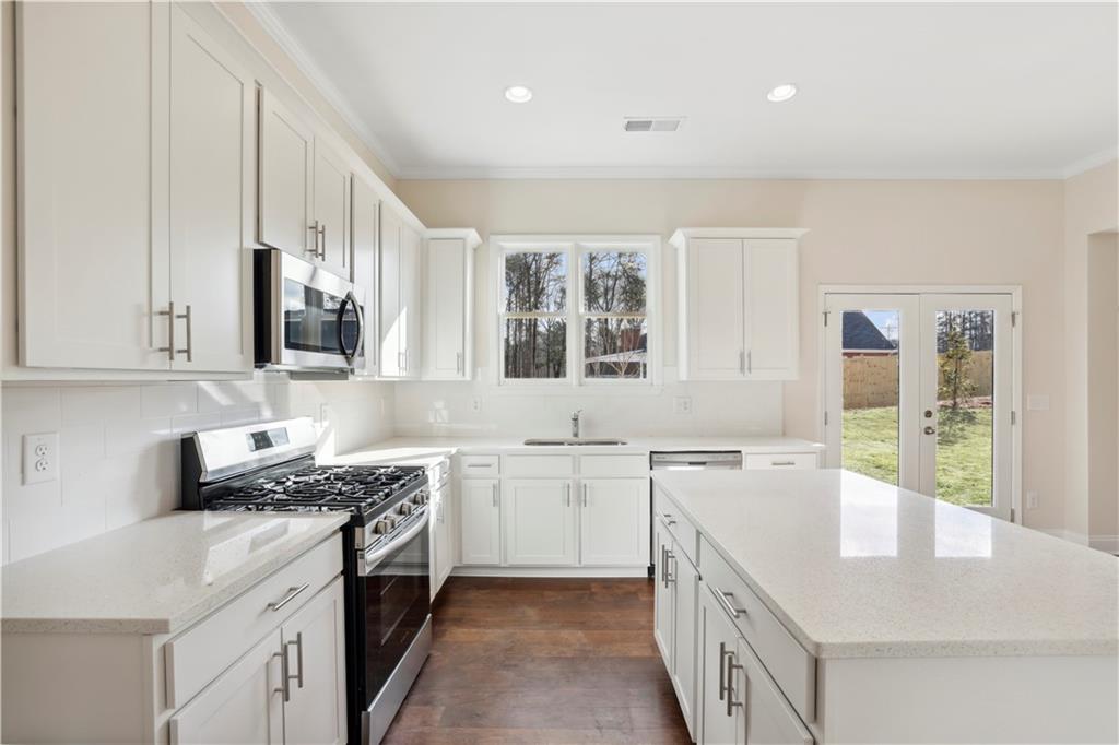 5877 Creek Indian Drive