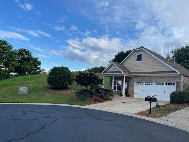 407 Aerif Place