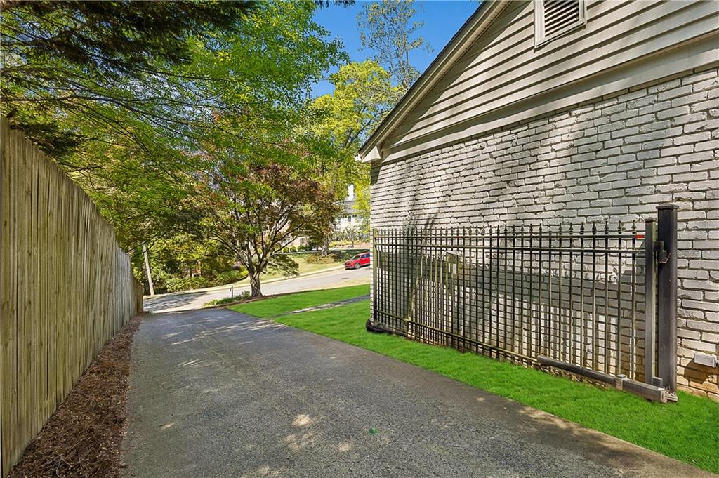 4775 Merlendale Court